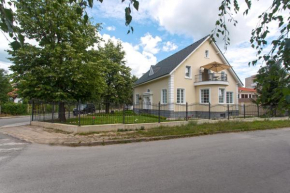 Green Hill Guest House